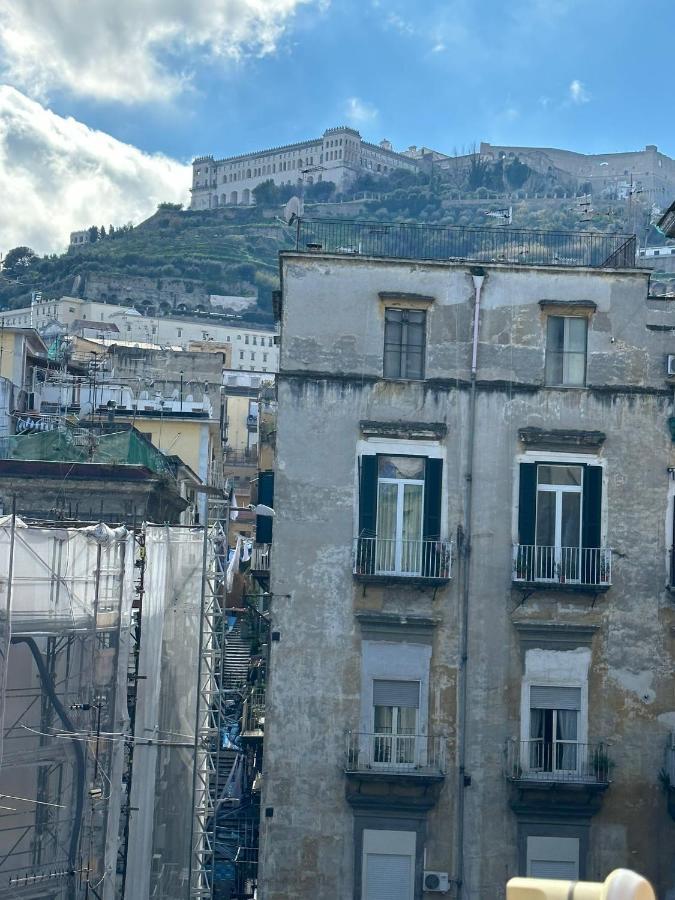 Dimora Scura * Napoli